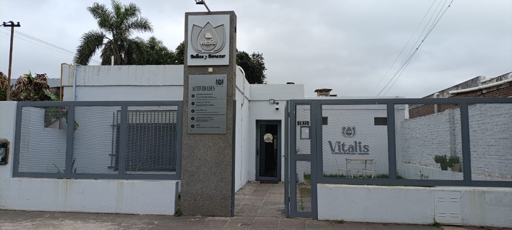 Fachada del centro Vitalis Belleza y Bienestar